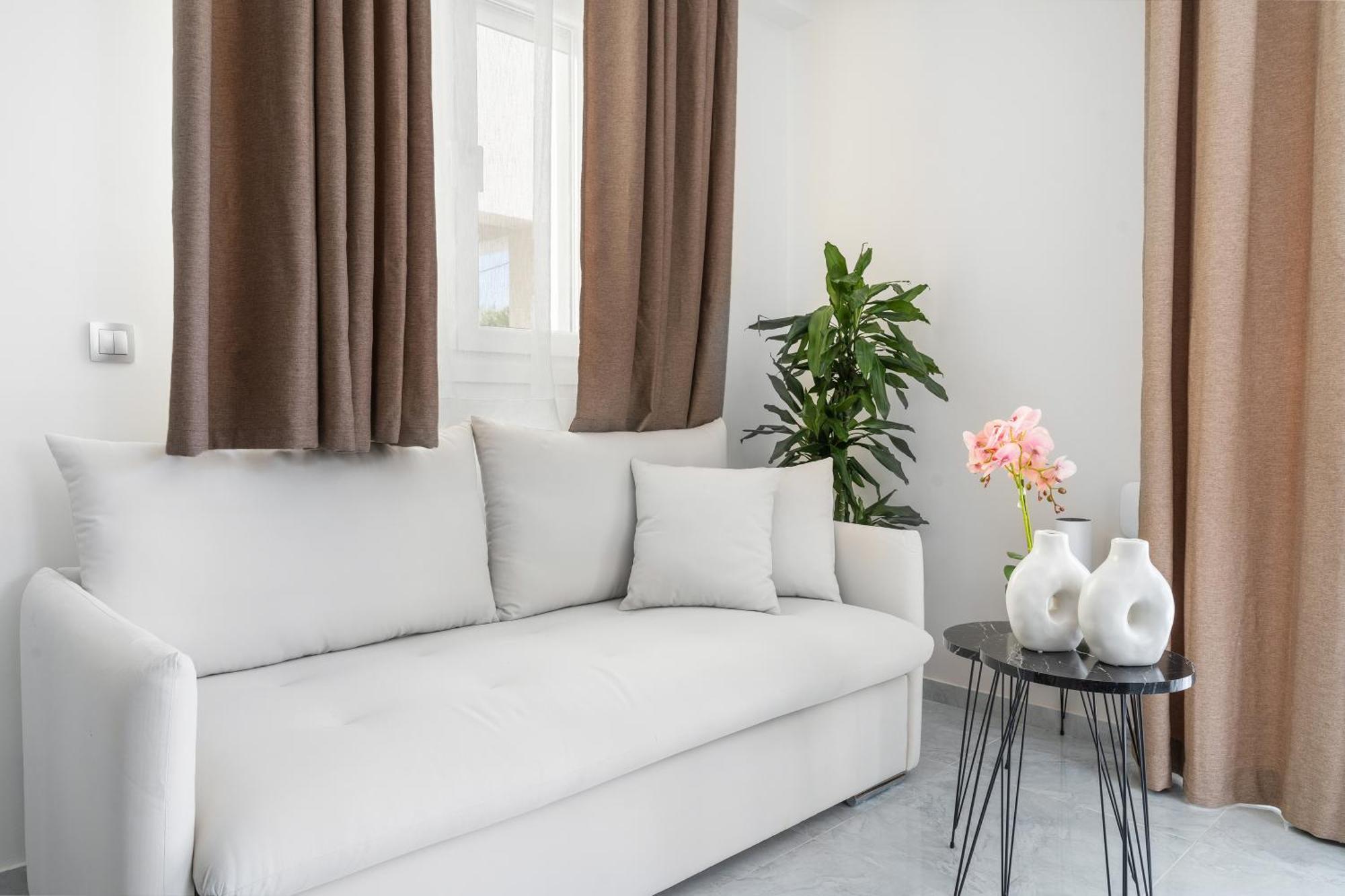 Miralis Apartments Нікіана Екстер'єр фото