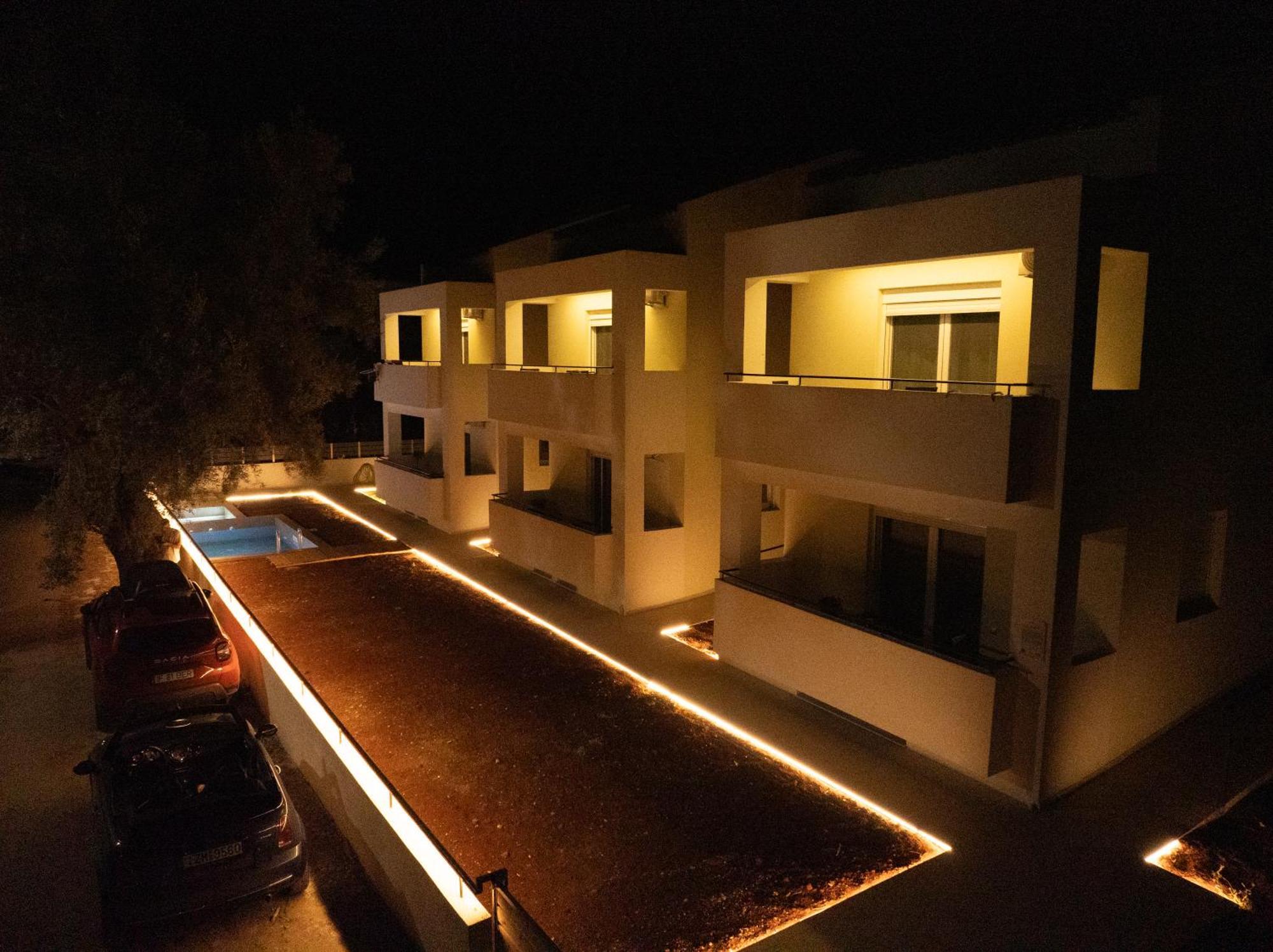Miralis Apartments Нікіана Екстер'єр фото